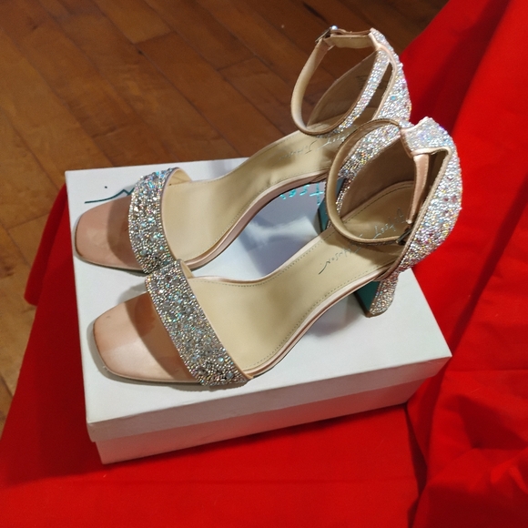 Betsey Johnson SB-Dani Rhinestone Heels Size 11M – Bridal, Prom, or Party Ready! - Picture 12 of 14
